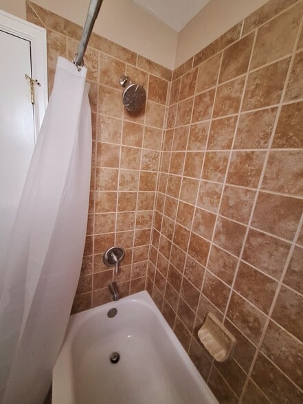 Bathroom - 1608 E 12th St