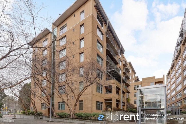 Building Photo - 1 br, 1 bath Condo - 701 Columbia Street, ...