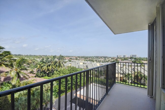 Building Photo - 4600 S Ocean Blvd