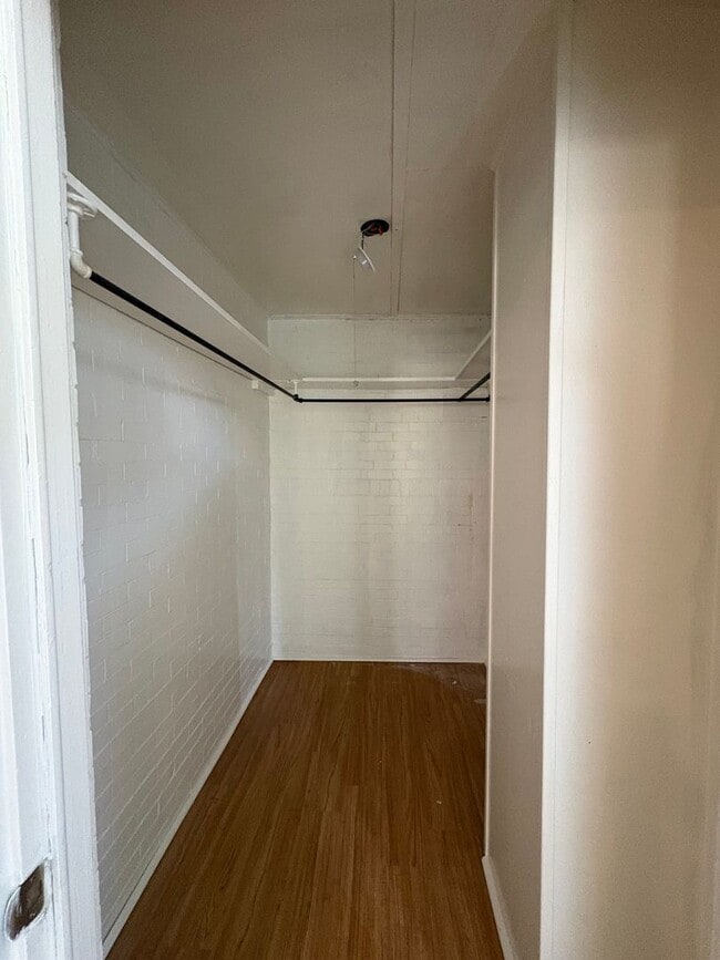 Building Photo - The Bryant House