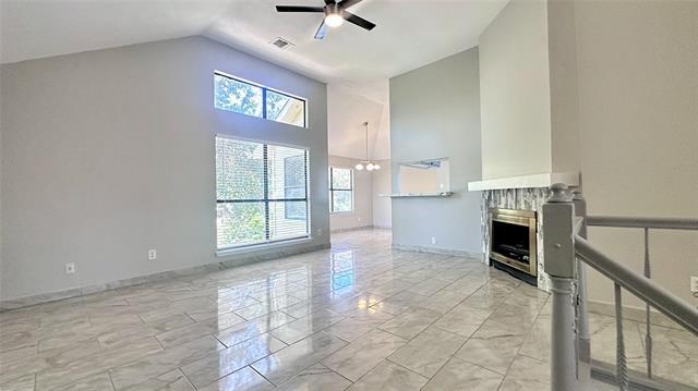 Building Photo - 708 Meadowcreek Ct