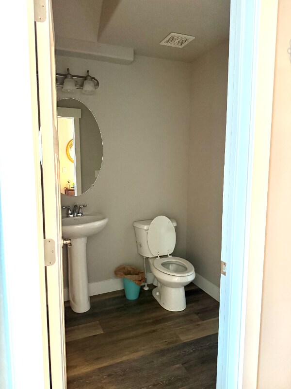 Building Photo - 822 S Aspen Wy