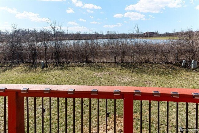 Building Photo - 30575 Hogan Ln