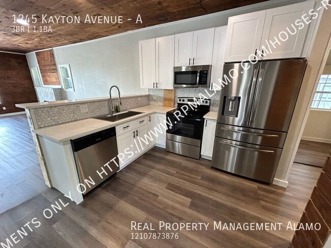 Building Photo - 1245 Kayton Ave