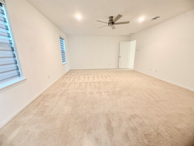 Building Photo - 24619 Applewood Crst Ln