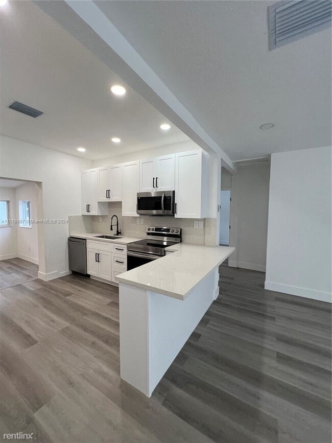 Primary Photo - 3 br, 2.5 bath House - 5511 NW 1st Ave # 5511