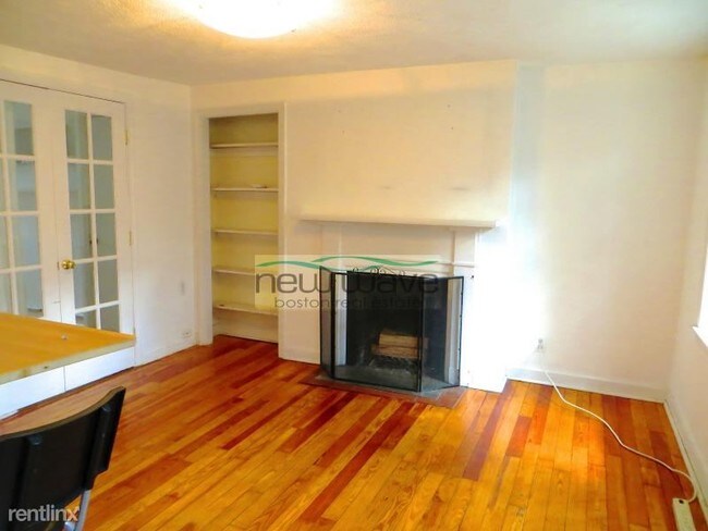 Building Photo - 12 Melrose St