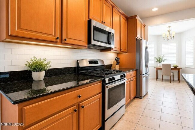 Building Photo - Beautiful 3 Bed 2 Bath in 89436 - AVAILABLE NOW!