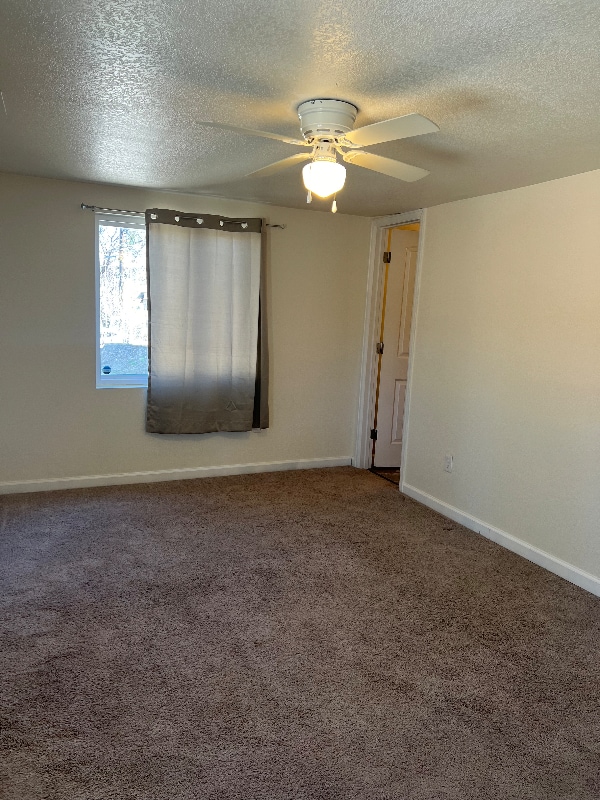 Building Photo - 746 E Costilla St