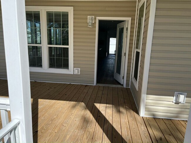 Building Photo - 7973 Yukon Trl