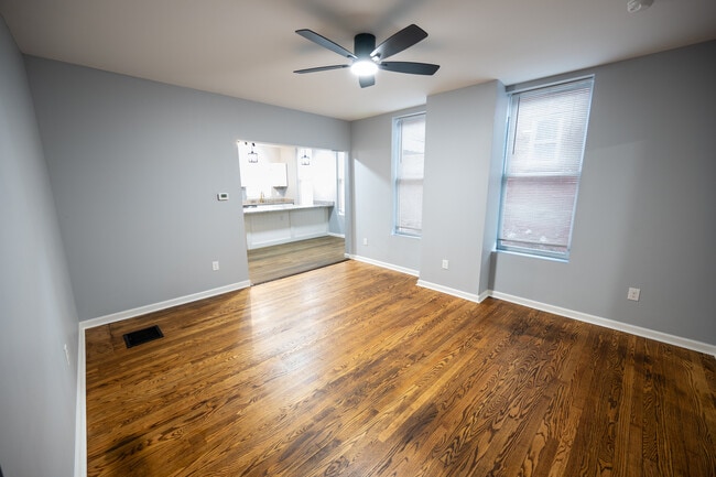 Building Photo - 411 Hodge St