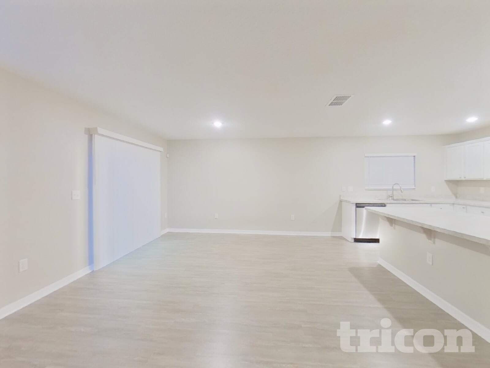 Building Photo - 1725 Garden View St