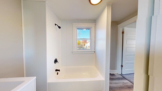 Building Photo - 7408 Dudley Ave