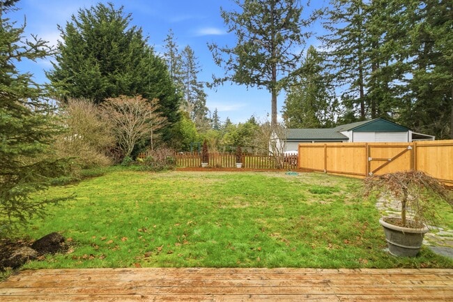 Building Photo - 8131 Veterans Dr SW