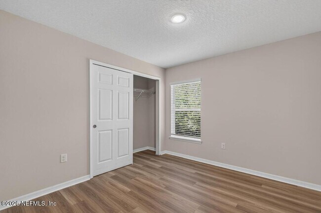 Building Photo - 129 Wellwood Ln