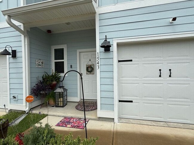 Building Photo - Pensacola - Admirals Quarters - 3 bedroom,...