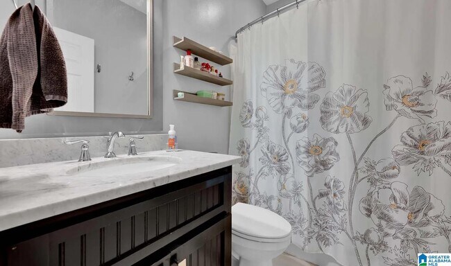 Building Photo - 5270 Cottage Ln