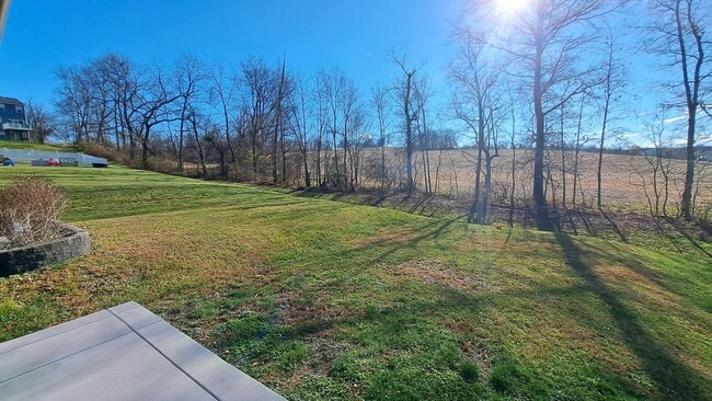 Building Photo - 4 Bed / 2-1/2 Bath Single Family Townhome w/1-Car Garage