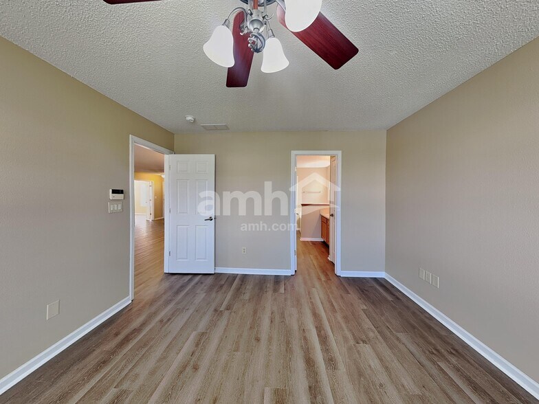 Building Photo - 1830 Eastfork Dr