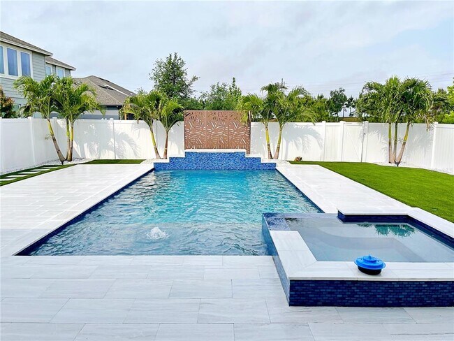 Building Photo - 6160 Hamlin Reserve Blvd