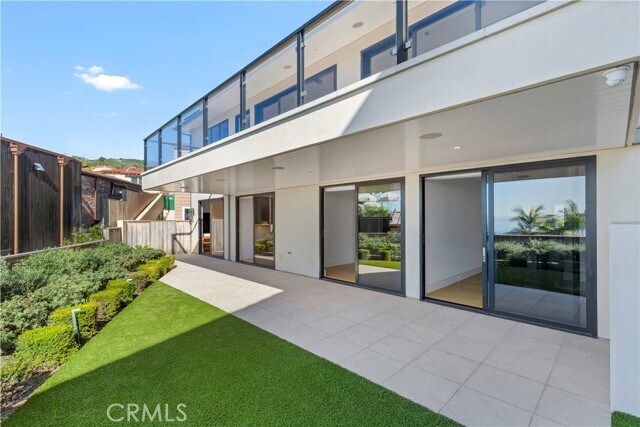 Building Photo - 420 Emerald Bay