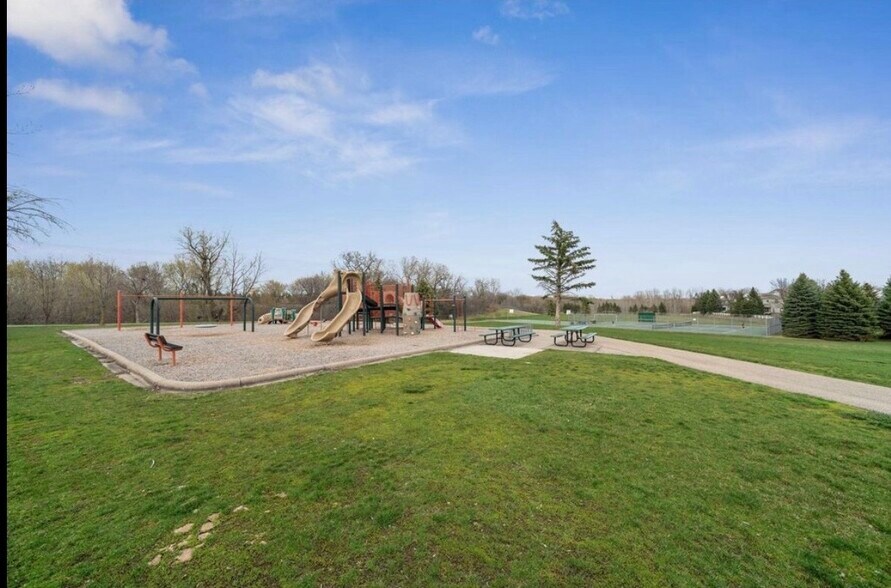 Building Photo - 14265 Banyan Ln