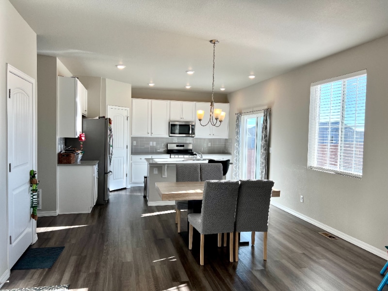 Building Photo - 10722 Rolling Mesa Dr