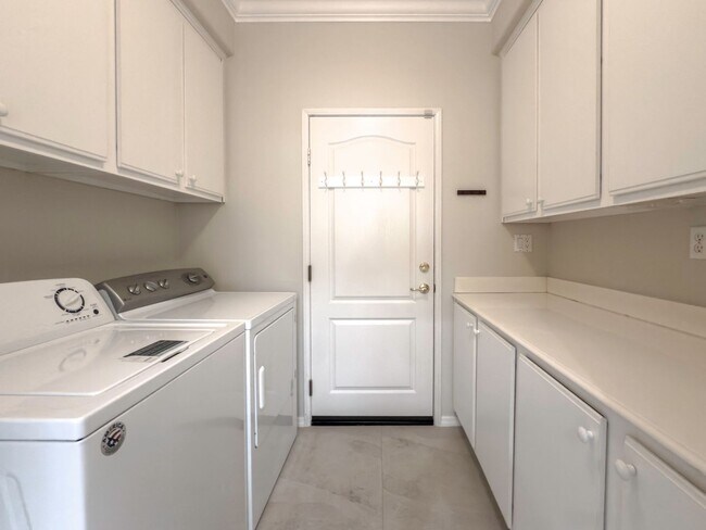 Building Photo - ~The Colony~ 55+ Community | Single Story ...