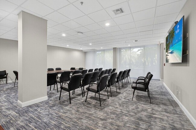 Building Photo - 1190 Jimmy Buffett Mem Hwy