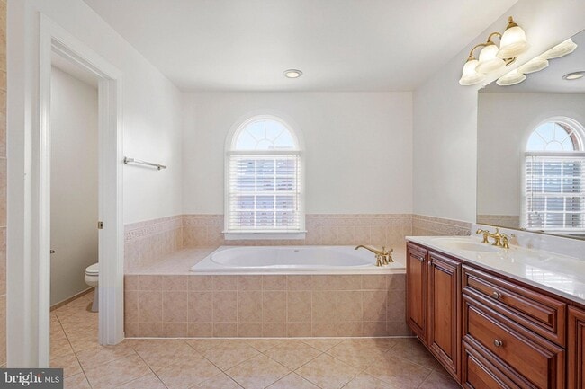 Building Photo - 7720 Spoleto Ln