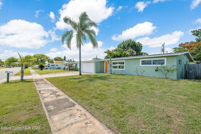 Building Photo - 250 Carib Dr