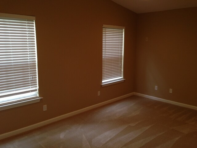 Building Photo - 325 Mill Pond Rd