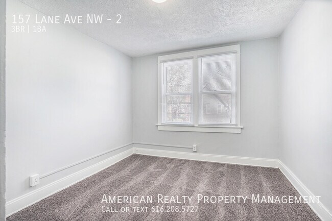 Building Photo - 157 Lane Ave NW