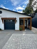 Building Photo - 804 E South St