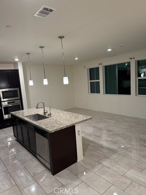 Building Photo - 24146 Paseo del Rancho Dr