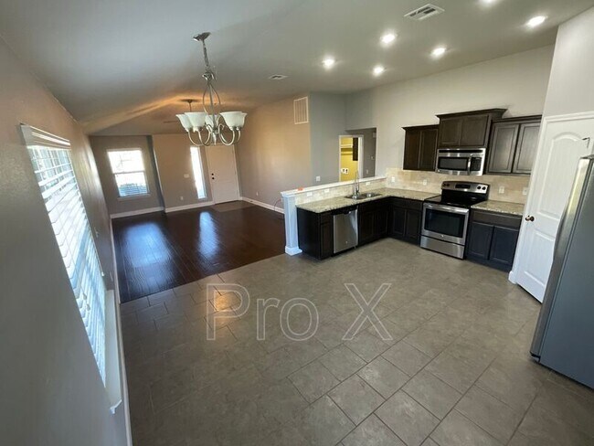 Building Photo - 2824 Jefferson Ave