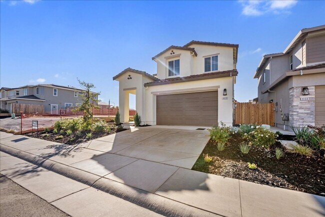 Primary Photo - 4412 Canyon Coral Wy