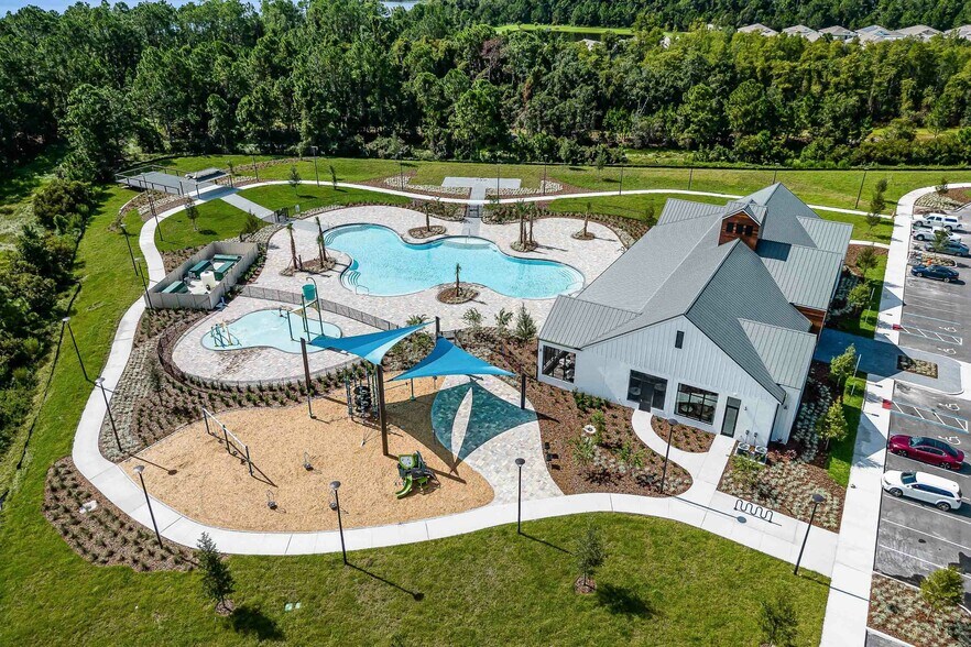 Building Photo - Ibis Park at Harmony West