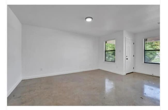 Building Photo - 801 Goodwyn St