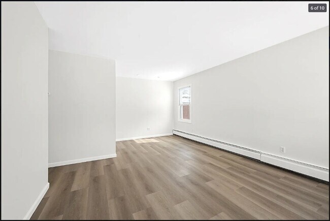 Building Photo - COMING SOON! Charming 3-Bed Home in Roseville with Modern Upgrades