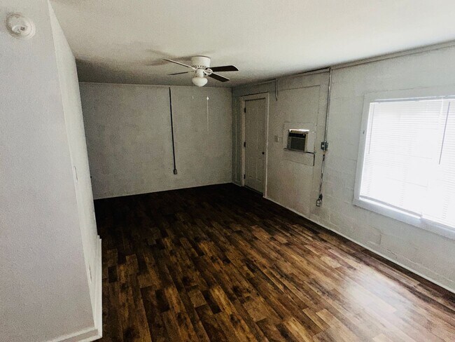Building Photo - 3 bed 2 bath on corner lot in Temple, Tecas