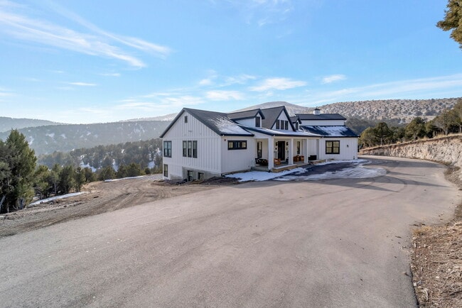 Building Photo - 14534 S Shaggy Mountain Rd