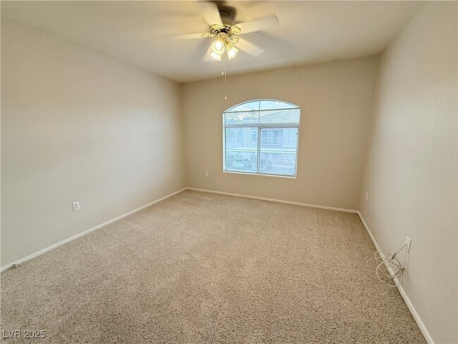 Building Photo - 4555 E Sahara Ave