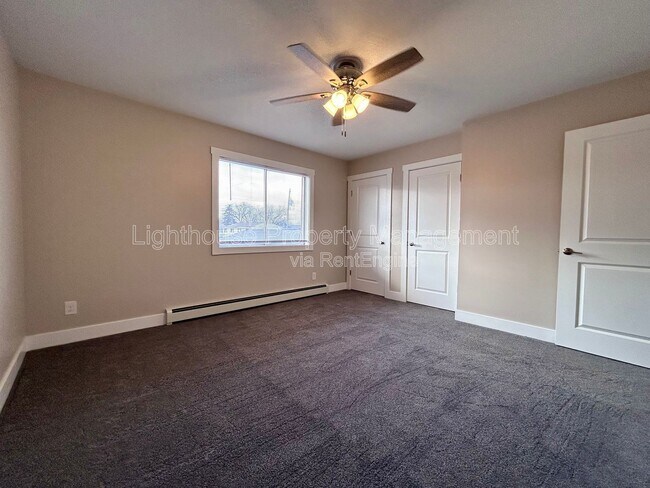 Building Photo - 2874 Taft Ave SW