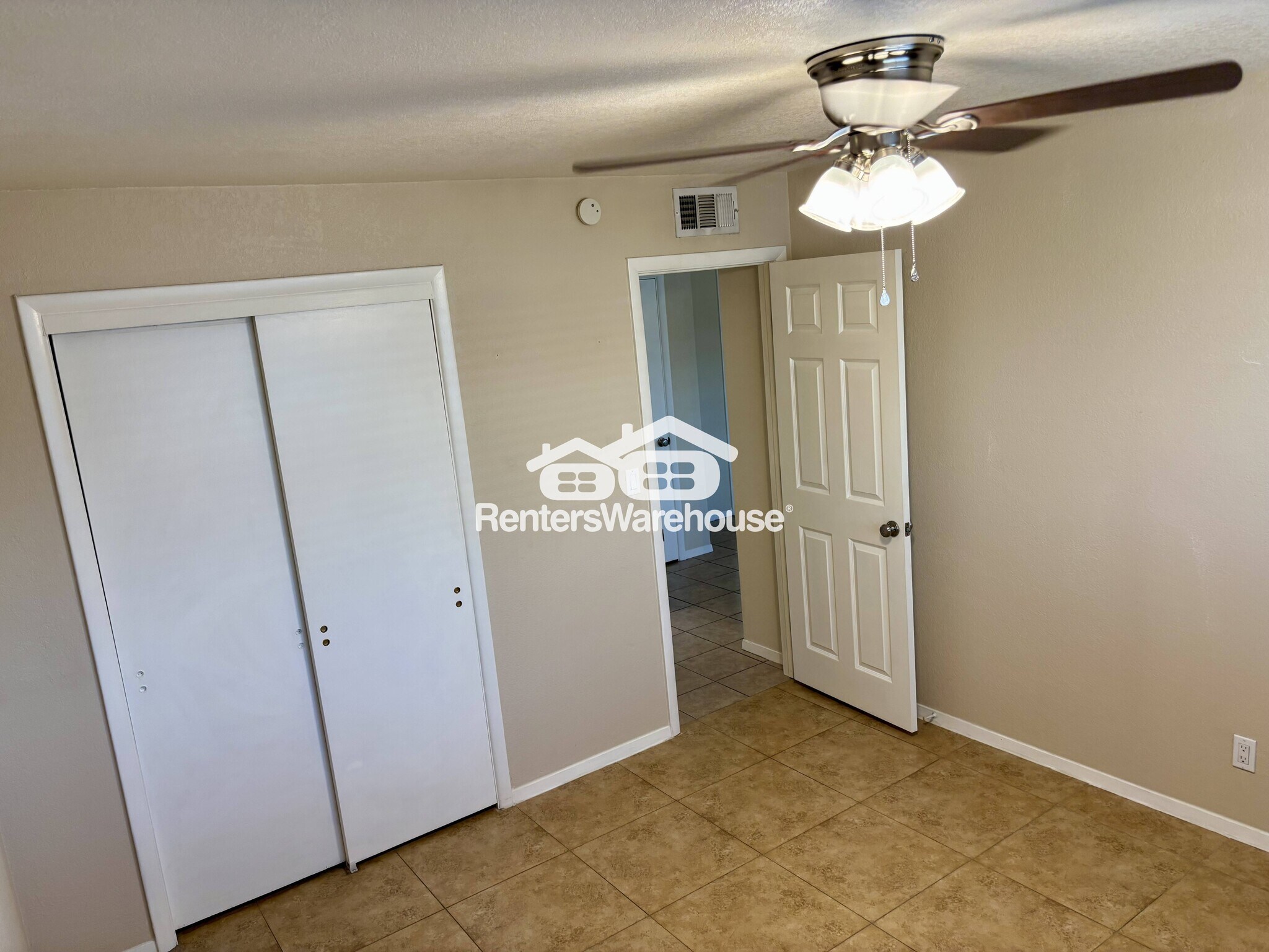 Building Photo - 6809 E Avalon Dr