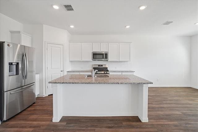 Building Photo - 846 Sitwell Dr