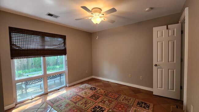 Building Photo - Rare Opportunity In Belle Haven Neighborhood - Yard Work Included in Rent