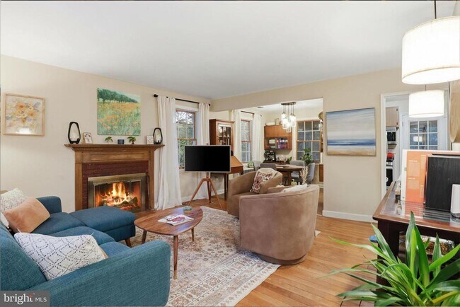 Building Photo - 2209 S Culpeper St