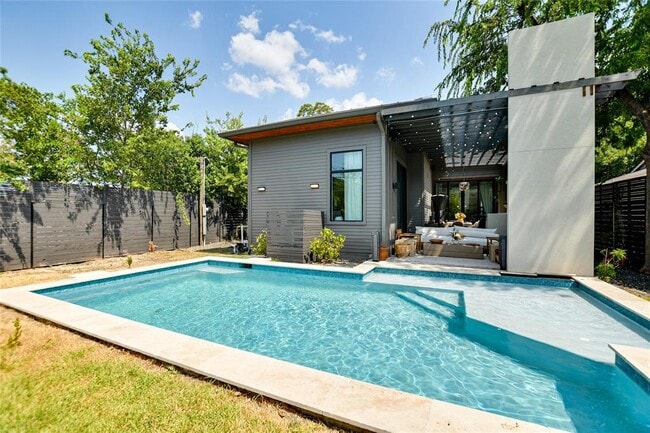 Building Photo - 7810 Hardy Dr