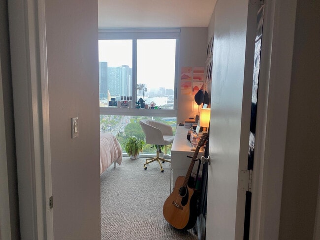 Building Photo - 325 S Biscayne Blvd